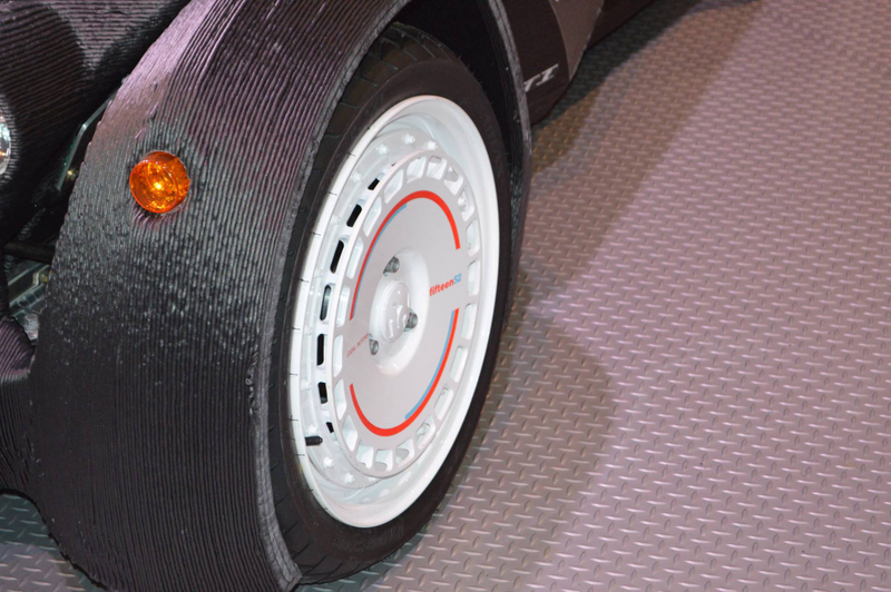 Illustration for article titled The Local Motors 3D Printed Car is Uber Techy Cool